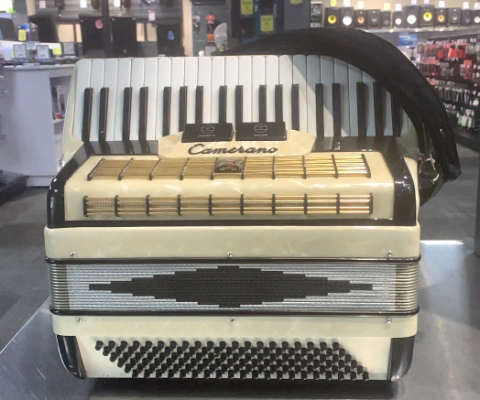 Camerano 437/26 Accordion